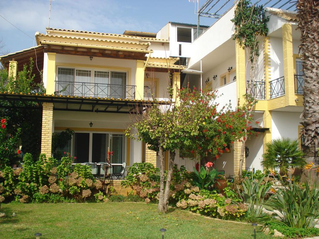Iron House Apartment Agios Georgios  Exterior foto