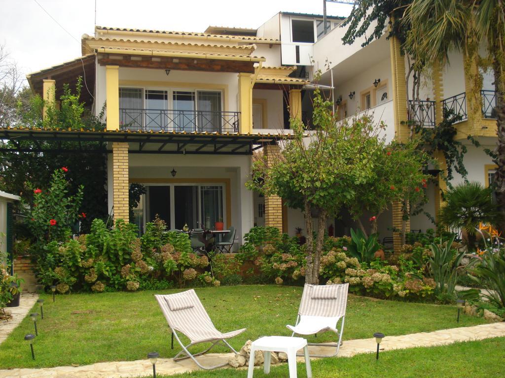 Iron House Apartment Agios Georgios  Exterior foto